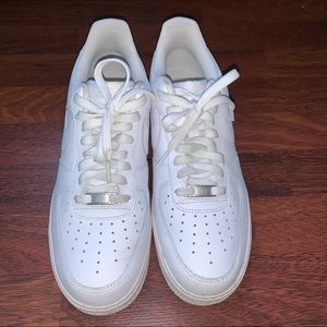 Nike Air Force 1